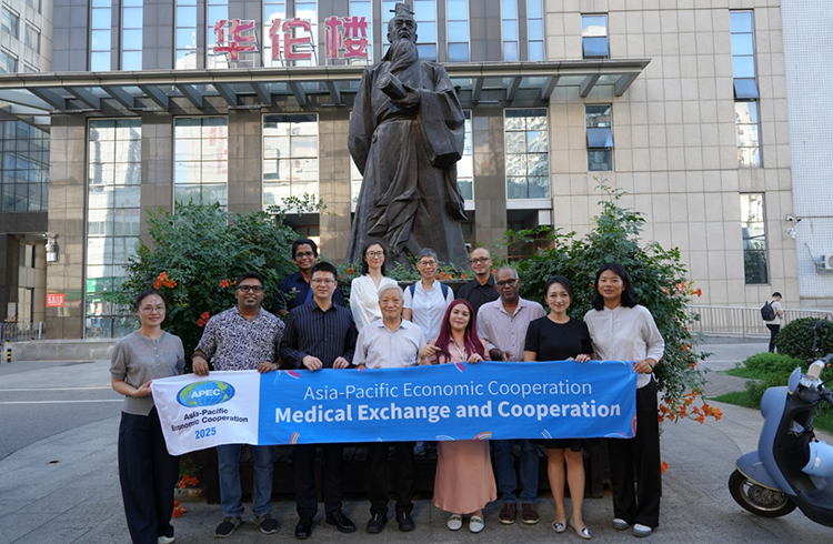 马来西亚医生代表团访湘 深化APEC框架下再生医疗技术合作